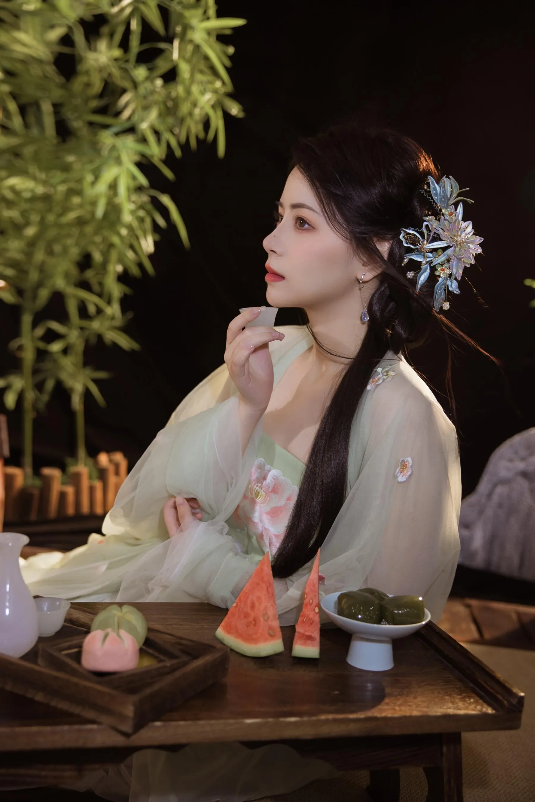 [YITUYU艺图语]2022.08.05 夏日庭院 公子不坏__ [22P]插图8